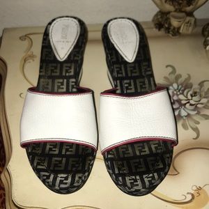 AUTHENTIC VINTAGE FENDI SLIDES
